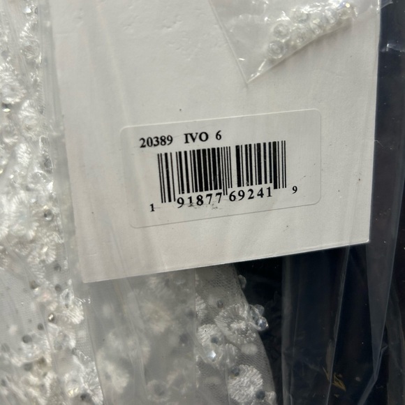 MAC DUGGAL 20389 NWT White Embellished One Shoulder A Line Gown - Picture 4 of 5